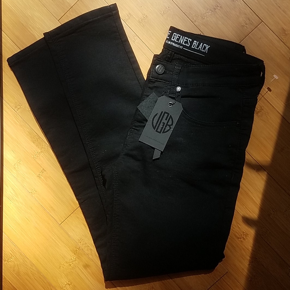 NWT Vintage Genes Black Slim Straight fit